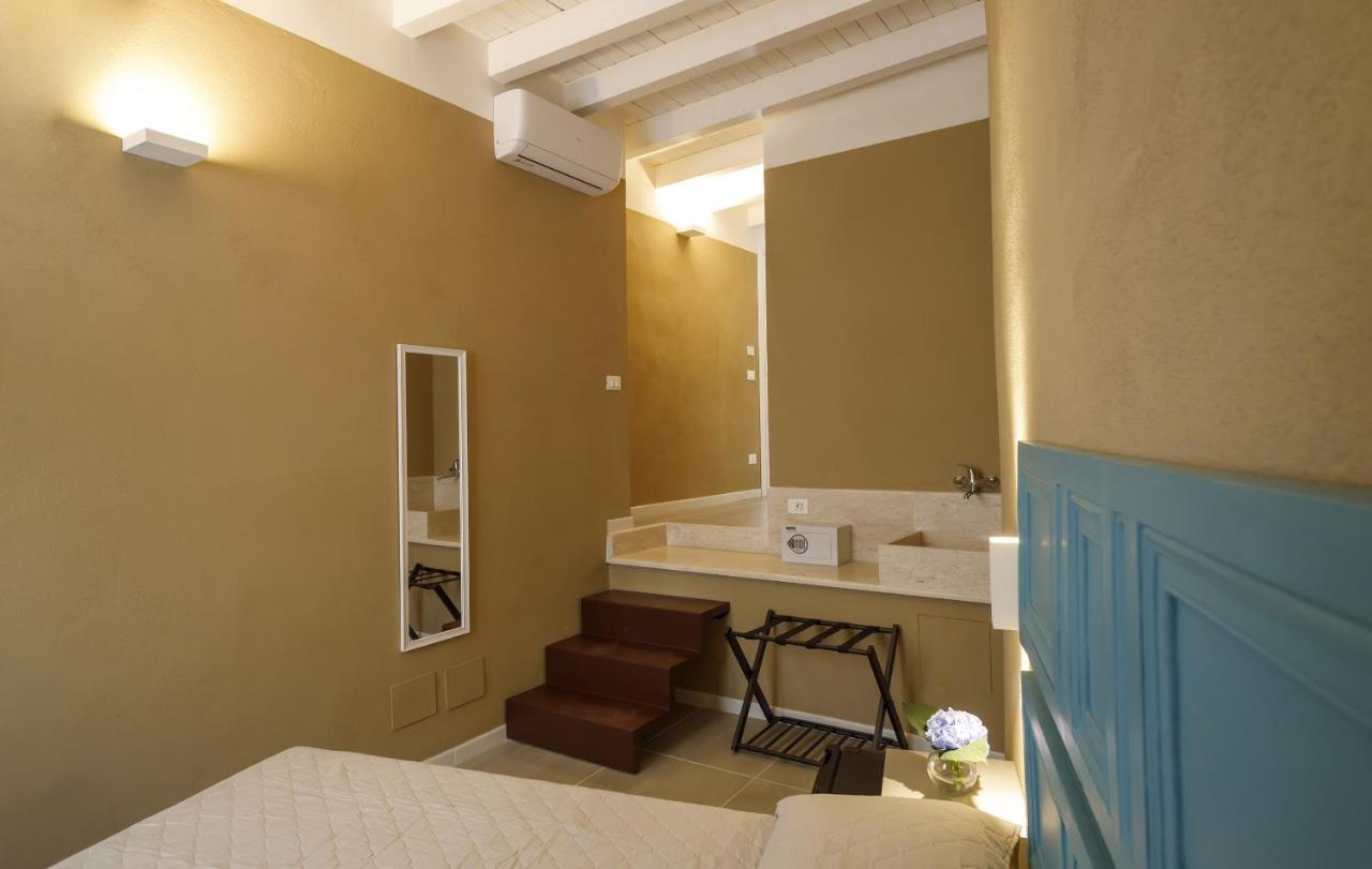 Palazzo Mancina Hotell Trapani Exteriör bild